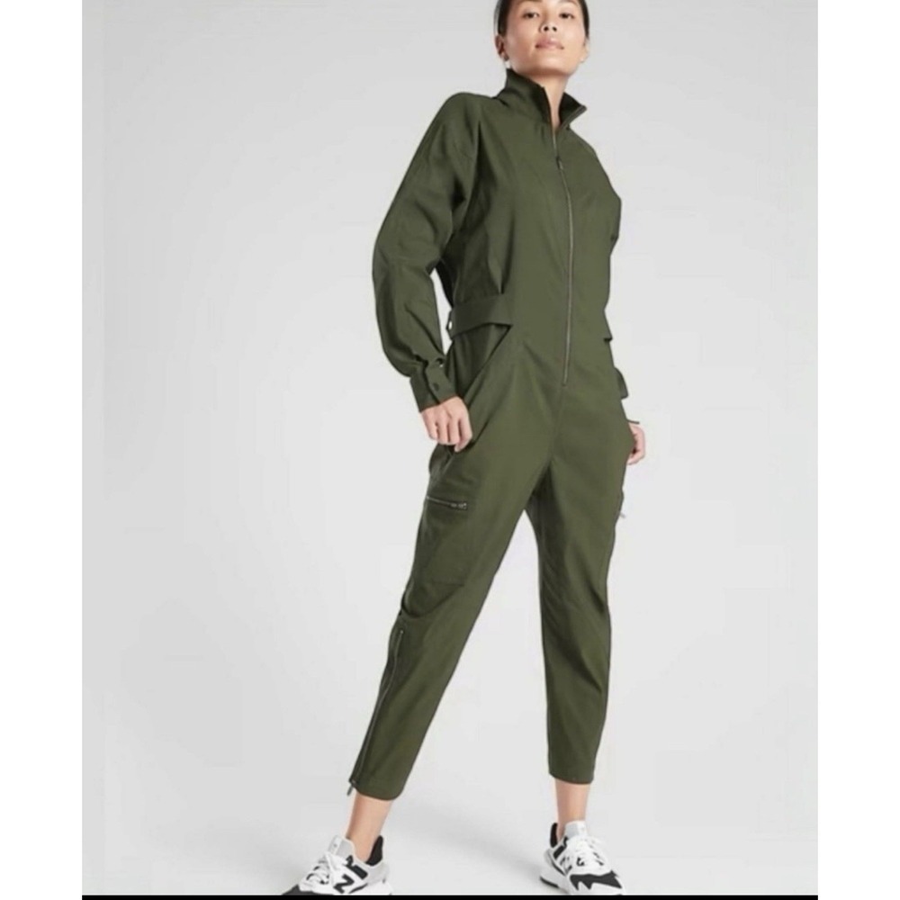 Athleta Lenox Jumpsuit Olive Green Stretch Zippers Long Sleeve Casual Size 2